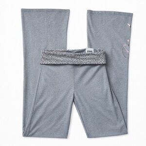 Y2K Victoria’s Secret PINK leopard foldover flare leggings – NWT